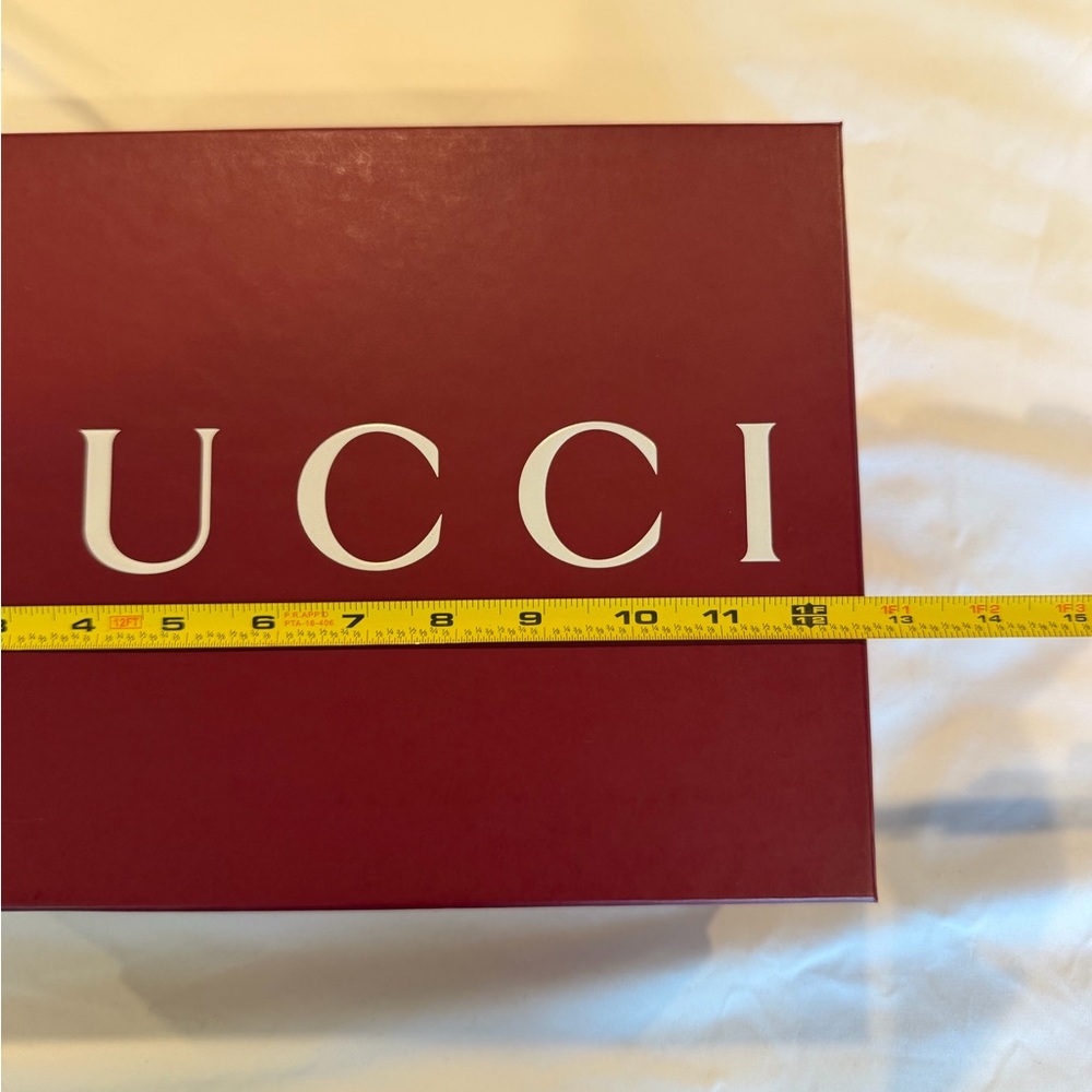 Gucci Gift Box - Picture 10 of 12
